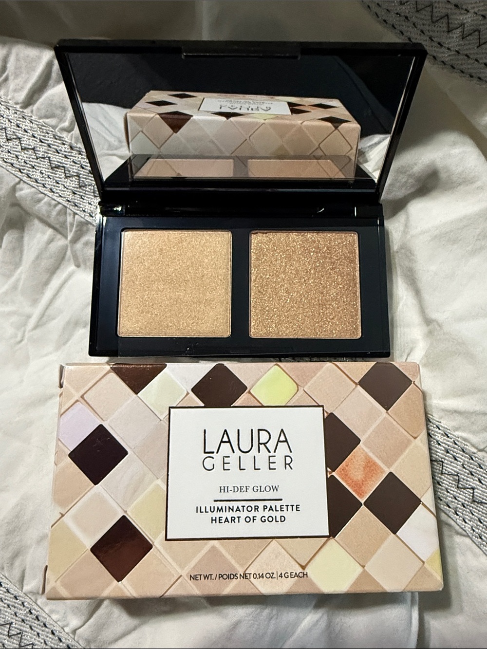Laura Geller Hi-Def Glow Illuminator Duo Palette in Heart of Gold